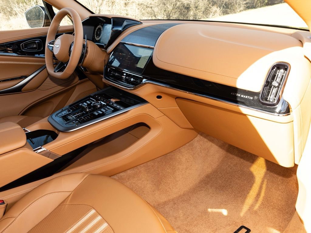 New 2026 Aston Martin DBX 707 image 60