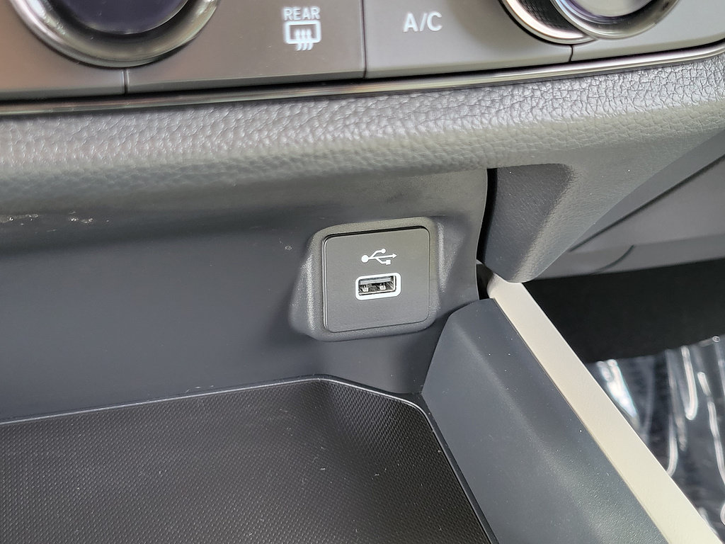 Used 2025 Honda HR-V LX image 30