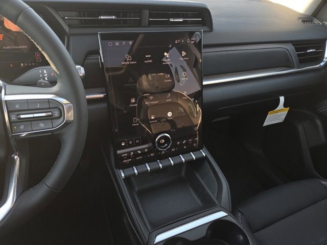 New 2026 GMC Terrain Denali w/ LPO, Floor Liner Package image 38