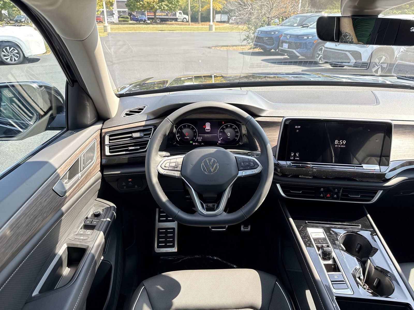 New 2026 Volkswagen Atlas SEL Premium R-Line image 15