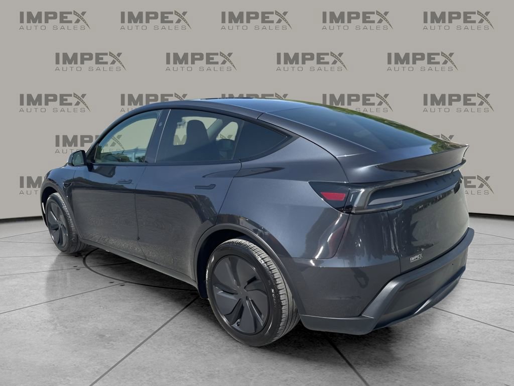 Used 2026 Tesla Model Y Long Range image 3