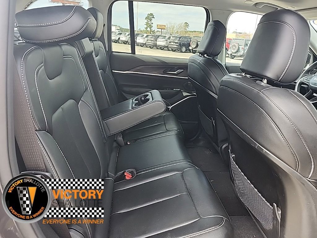 Certified 2022 Jeep Grand Cherokee Limited 4xe image 38