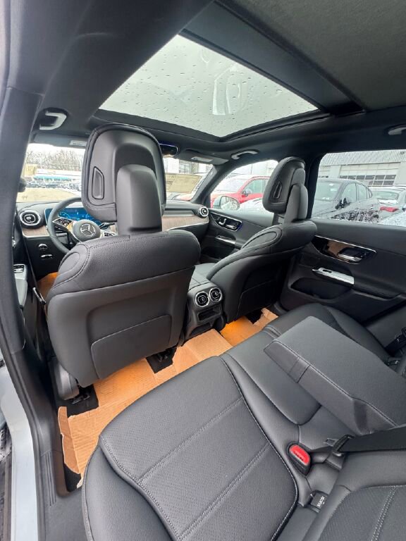 New 2026 Mercedes-Benz GLC 300 4MATIC image 16