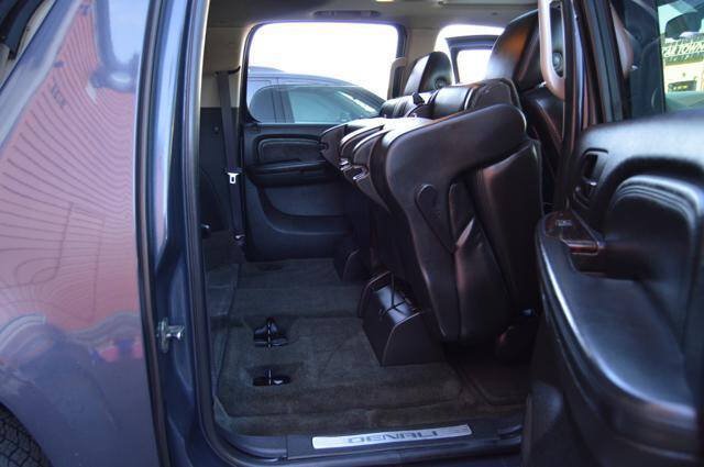 Used 2008 GMC Yukon XL Denali AWD/4WD image 42