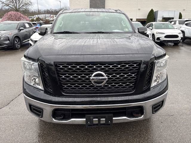 Used 2019 Nissan Titan SV image 8