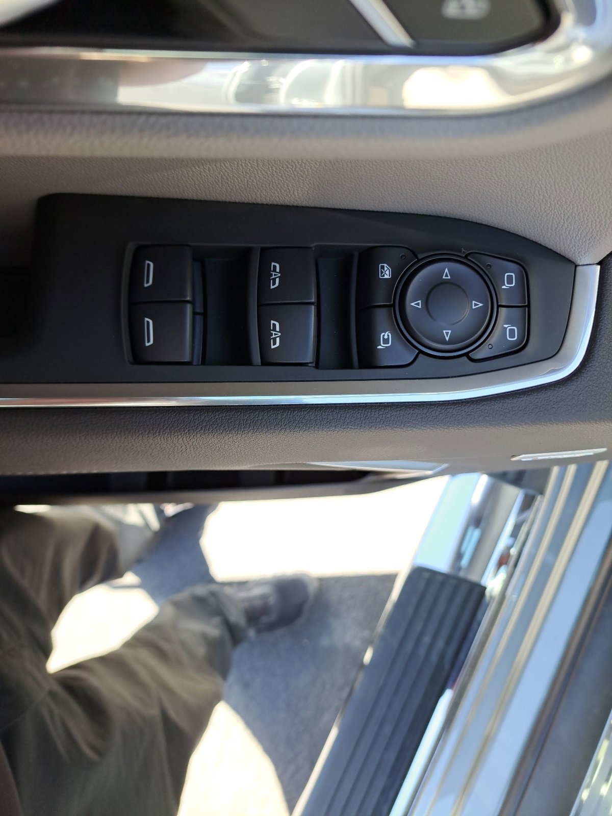 New 2026 GMC Sierra 1500 SLT w/ SLT Premium Package image 25