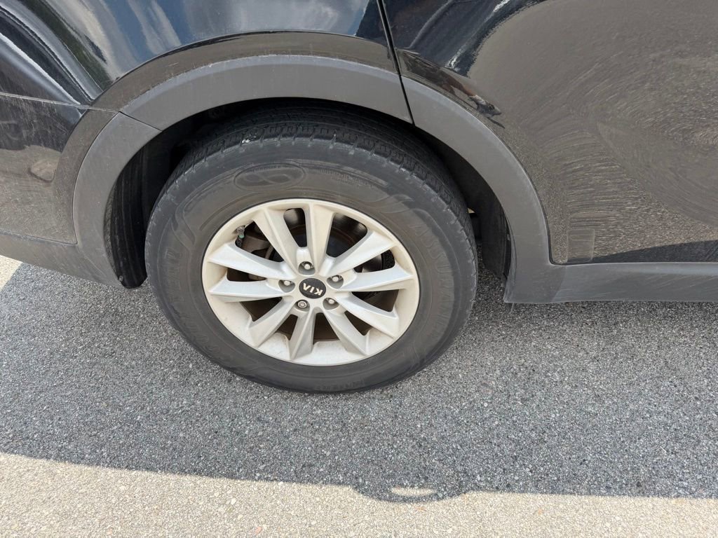 Used 2019 Kia Sorento L FWD image 5