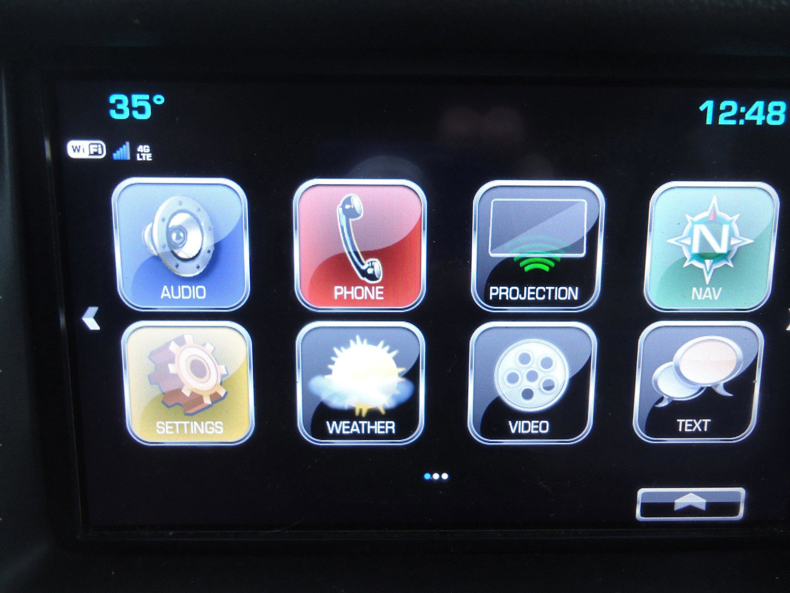 Used 2017 Chevrolet Suburban Premier image 16