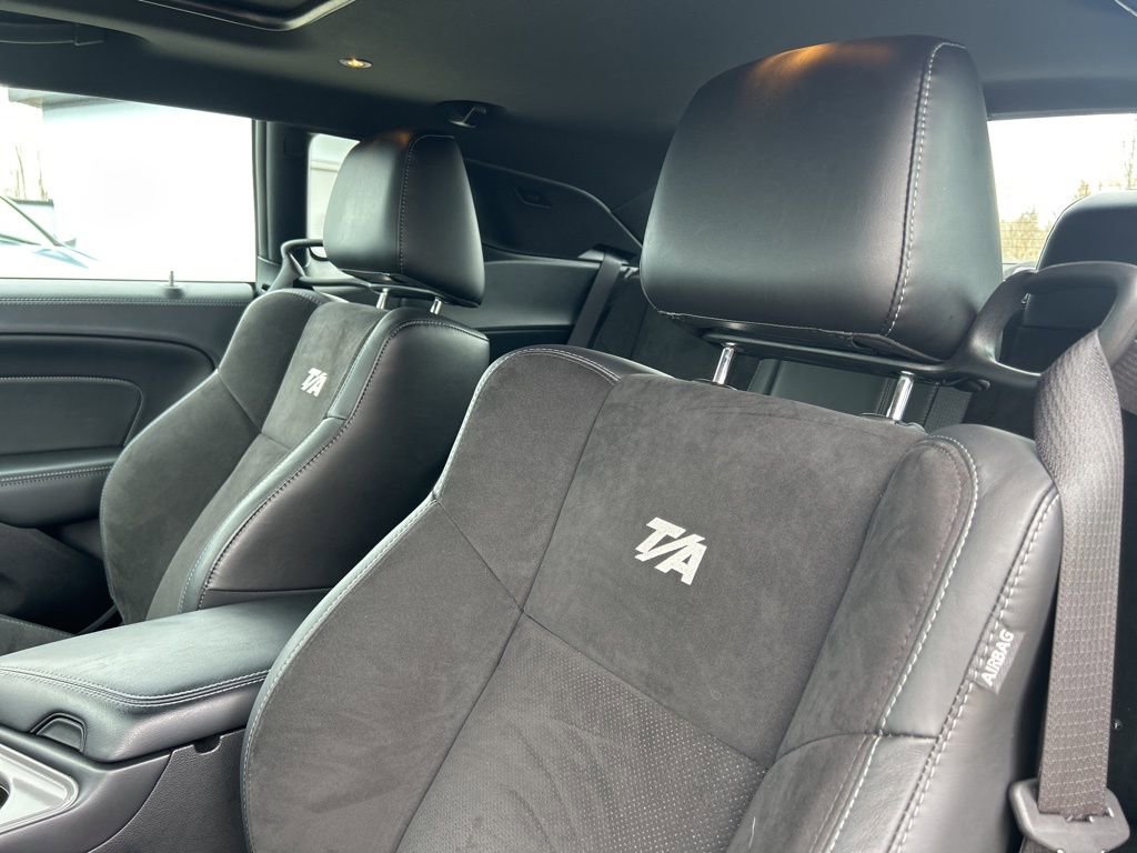 Used 2023 Dodge Challenger R/T w/ T/A Package image 11