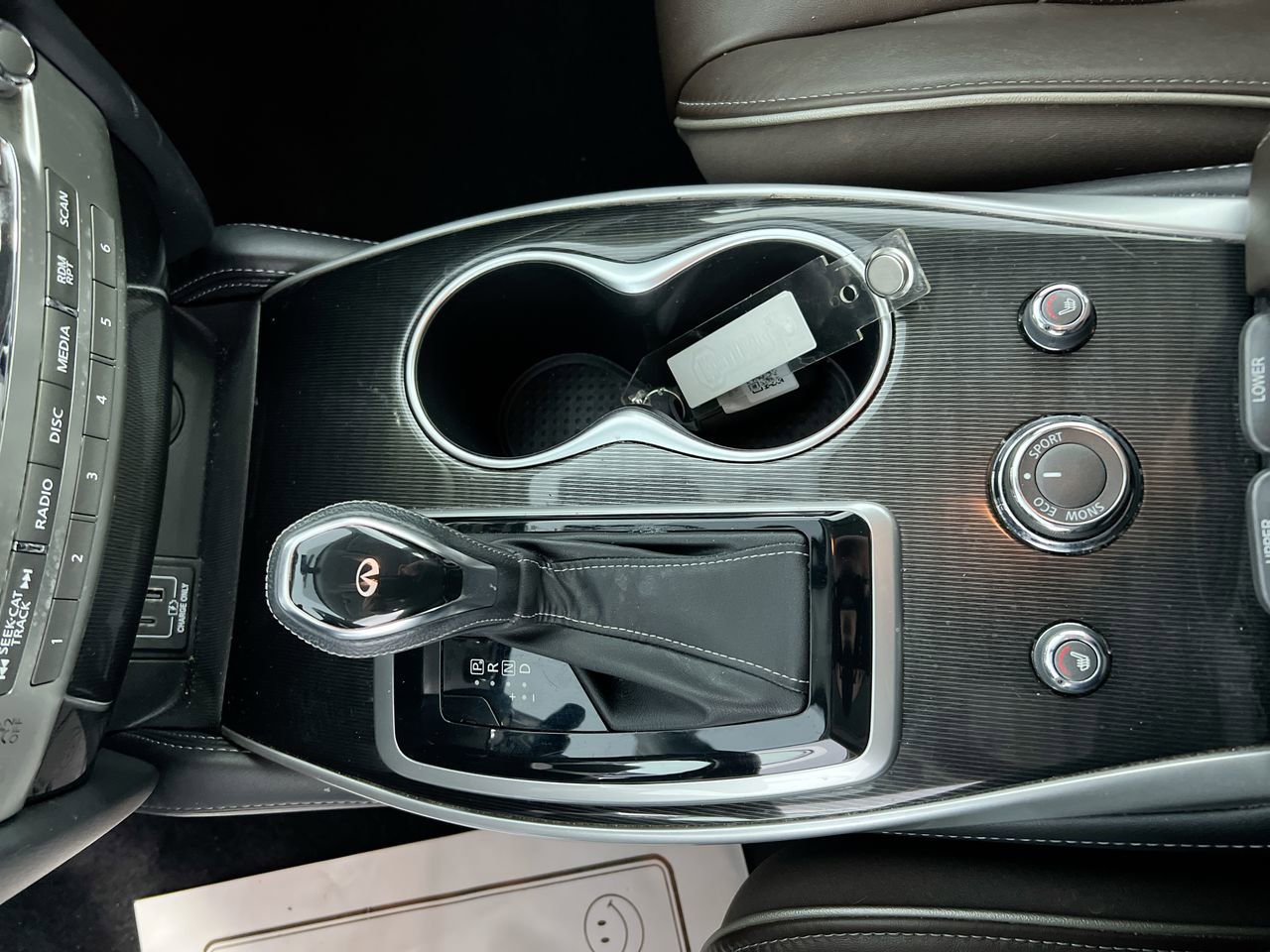 Used 2020 INFINITI QX60 Luxe w/ Essential Package FWD image 22