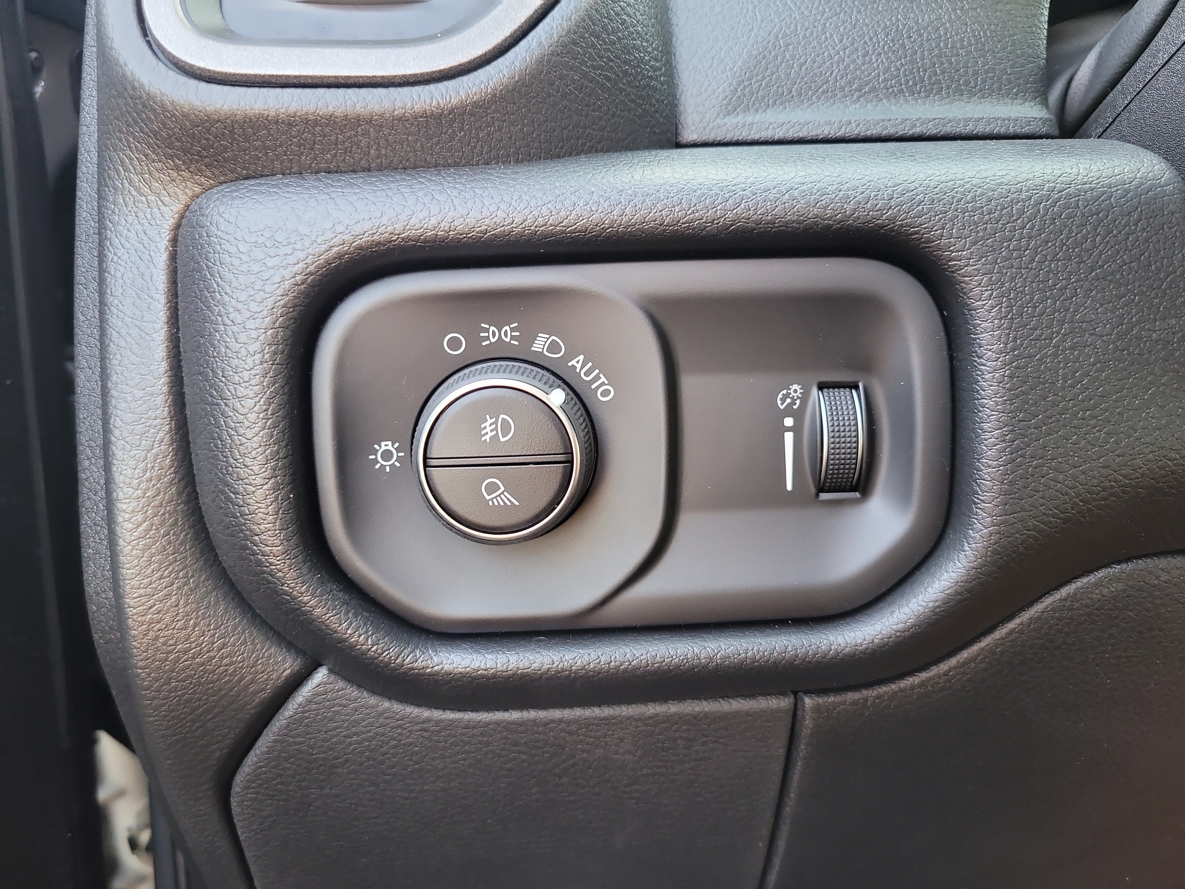 New 2026 RAM 2500 Tradesman AWD/4WD image 21