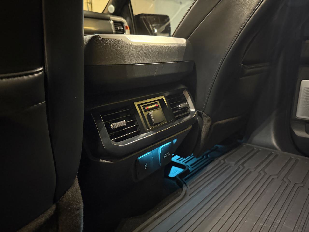 Used 2023 Ford F150 Raptor image 15