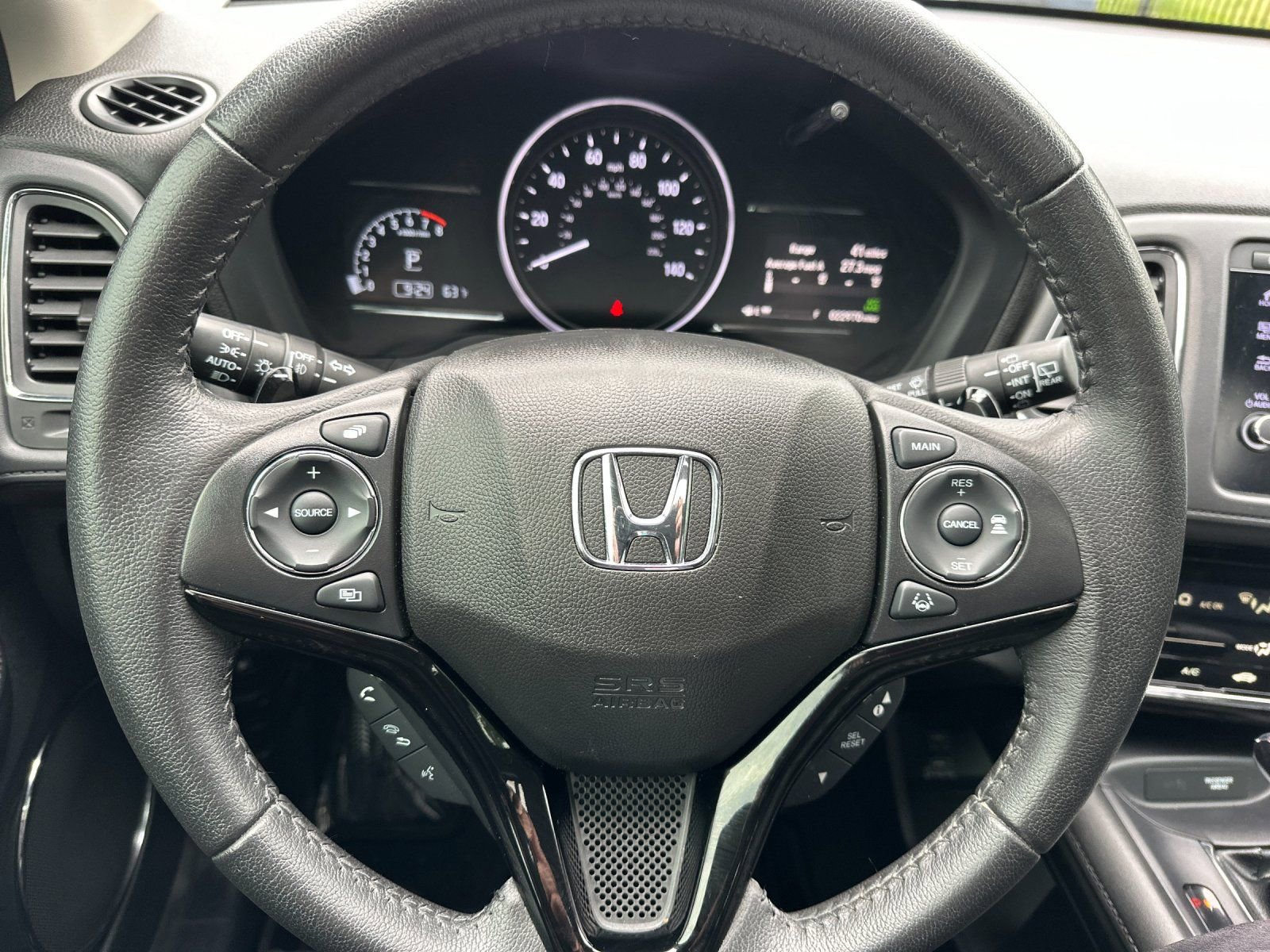 Used 2021 Honda HR-V Touring image 22