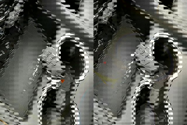 Used 2022 GMC Yukon AT4 image 11