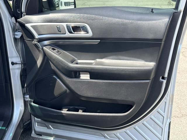 Used 2015 Ford Explorer Sport w/ Equipment Group 401A image 8