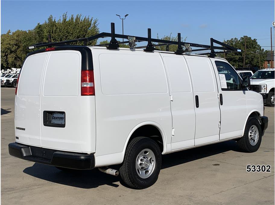 Used 2021 Chevrolet Express 2500 w/ Driver Convenience Package RWD image 2