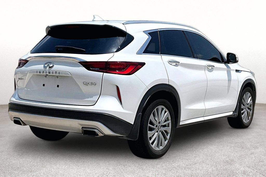 Used 2023 INFINITI QX50 Luxe FWD image 13