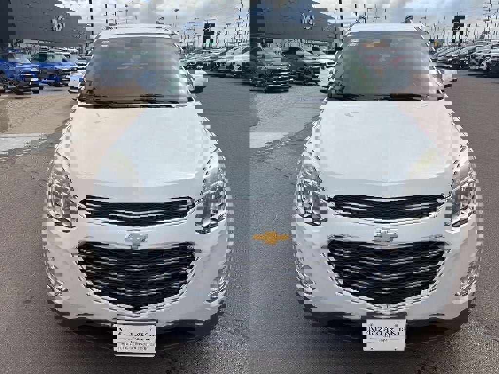 Used 2016 Chevrolet Equinox LTZ w/ Enhanced Convenience Package AWD/4WD image 2