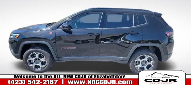 New 2022 Jeep Compass Trailhawk w/ Trailhawk Elite Group image 7