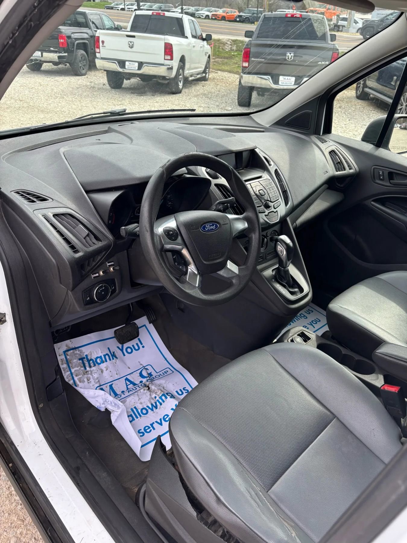 Used 2014 Ford Transit Connect XL FWD image 11