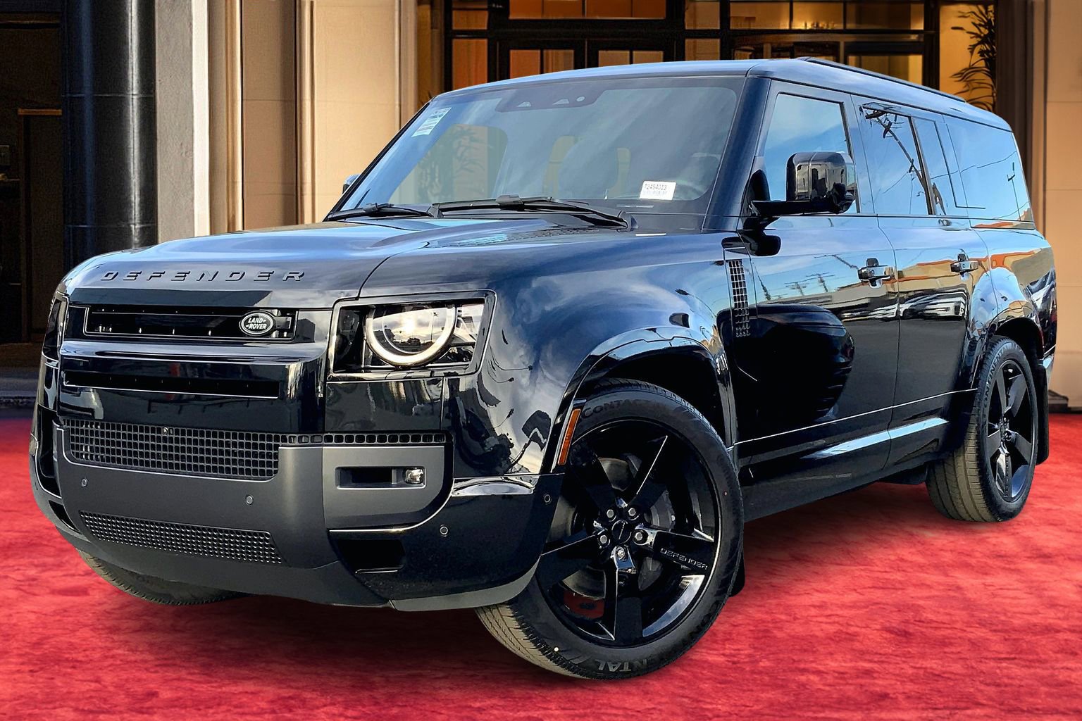 New 2026 Land Rover Defender 130 X-Dynamic SE image 1