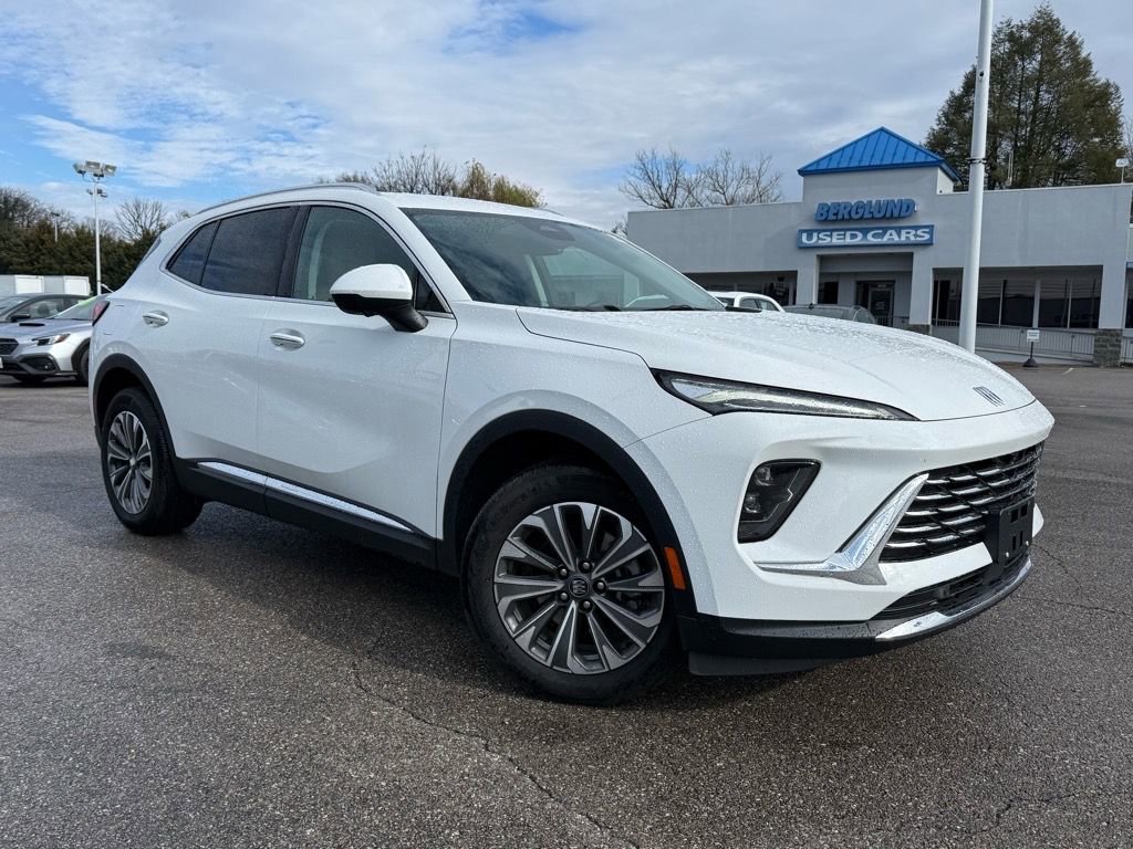 Used 2025 Buick Envision Preferred image 2