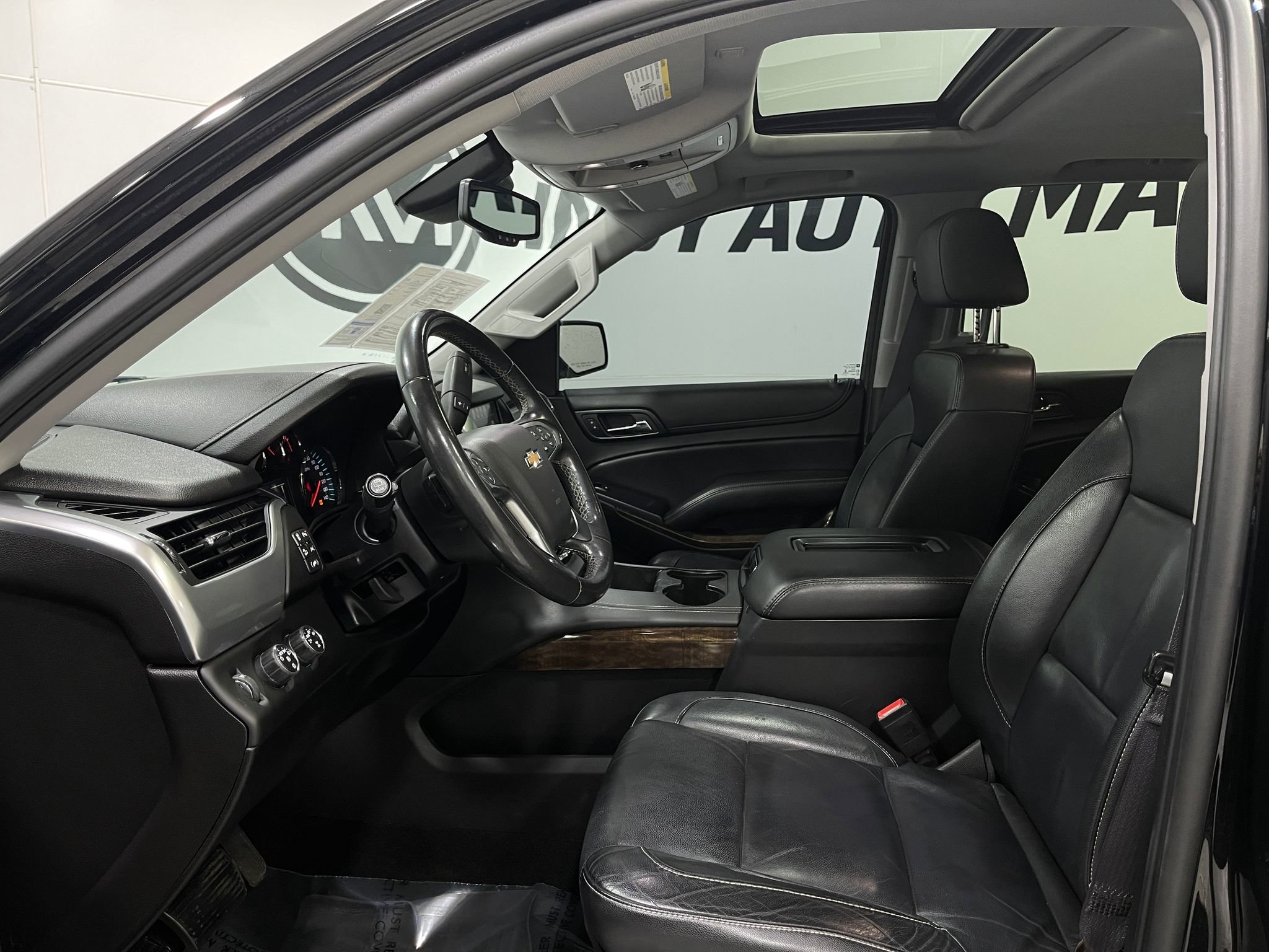 Used 2016 Chevrolet Tahoe LT w/ Off-Road Package AWD/4WD image 13