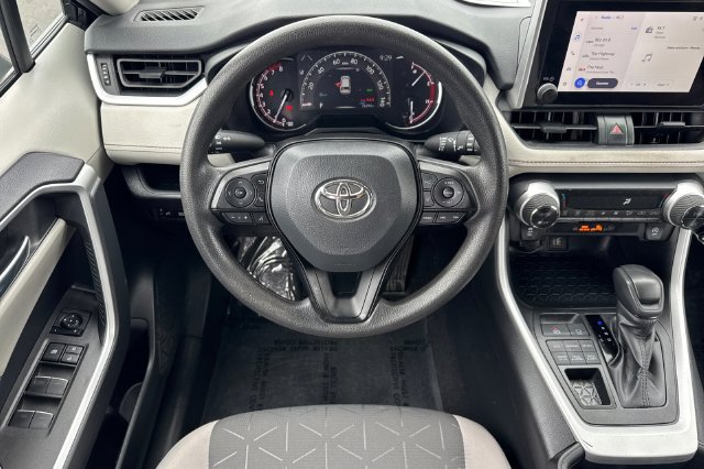 Certified 2025 Toyota RAV4 XLE w/ Convenience Package AWD/4WD image 18