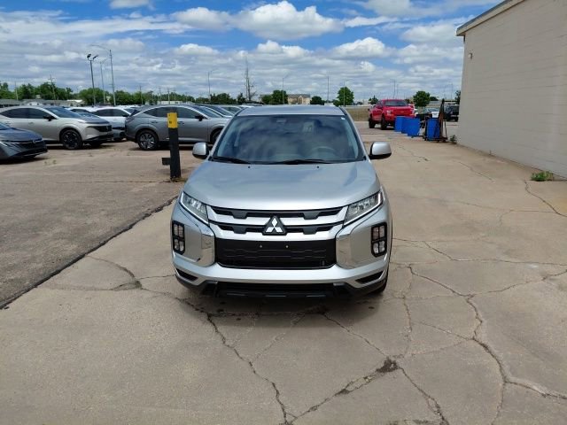 Used 2025 Mitsubishi Outlander Sport ES AWD/4WD image 9