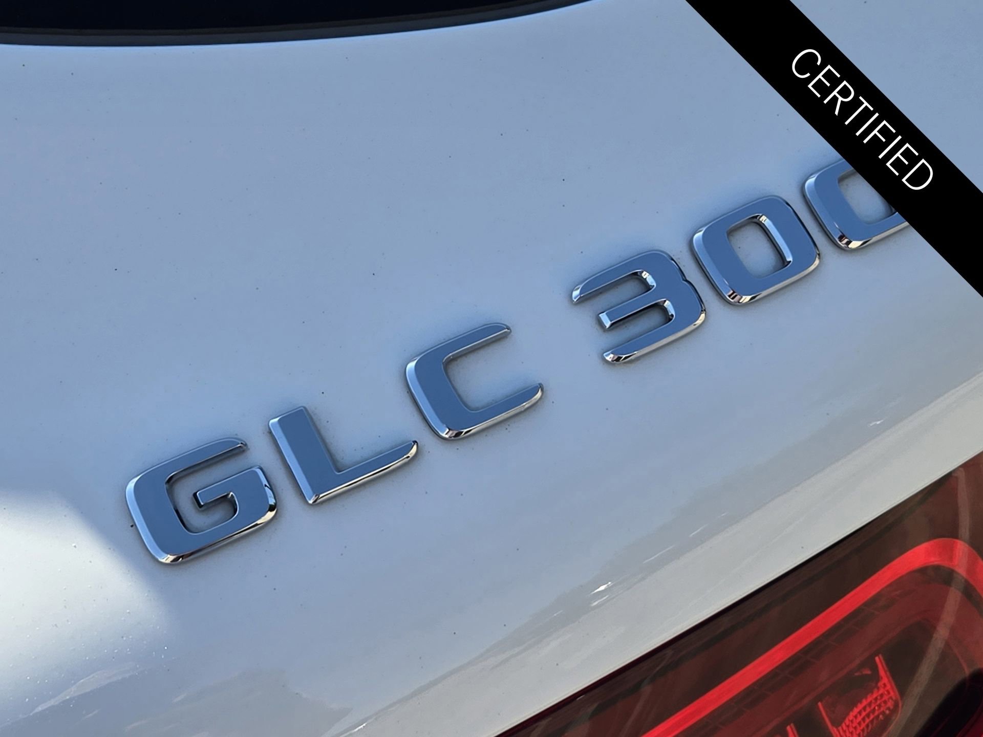 Certified 2022 Mercedes-Benz GLC 300 image 13