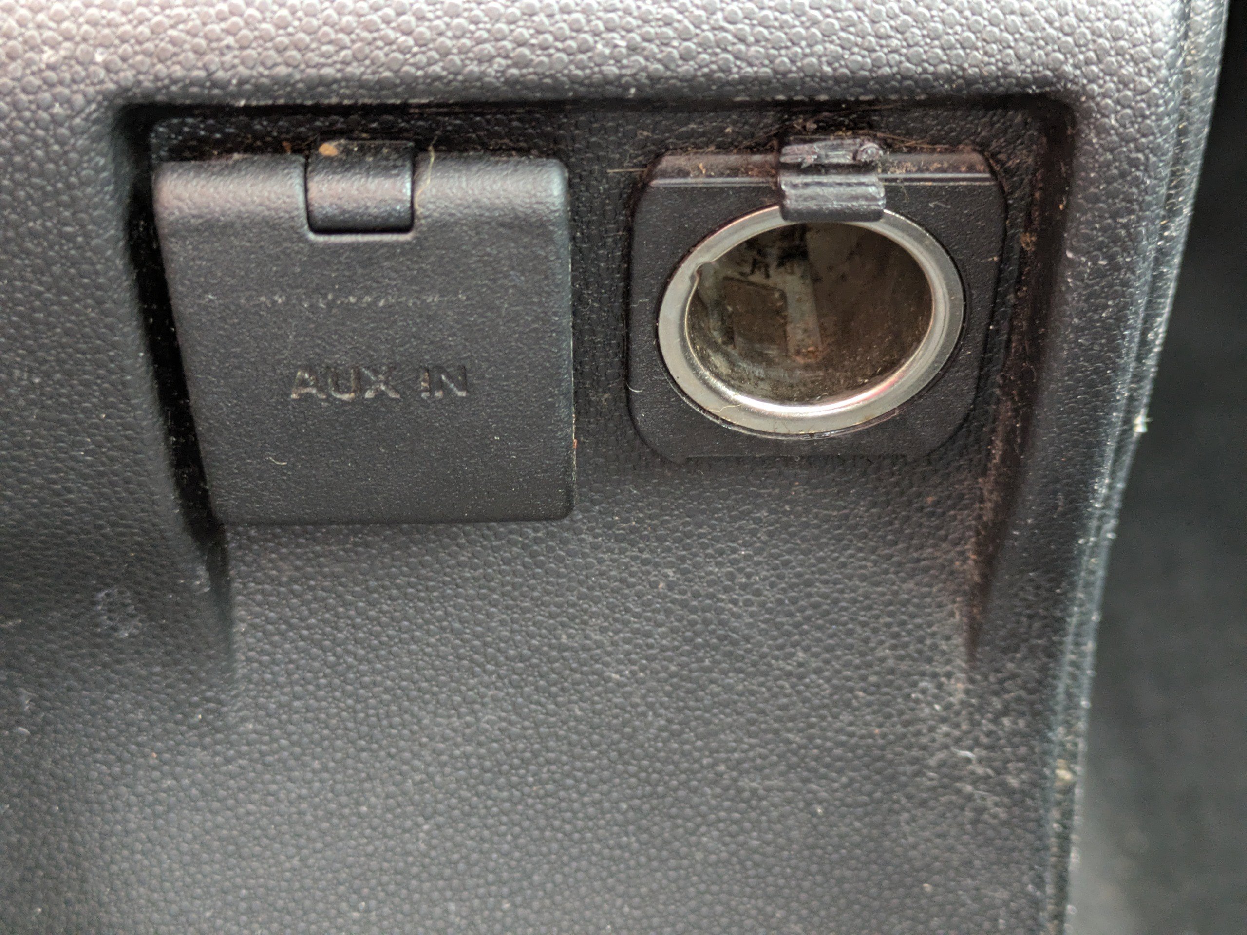 Used 2009 MAZDA MAZDA5 Touring image 23