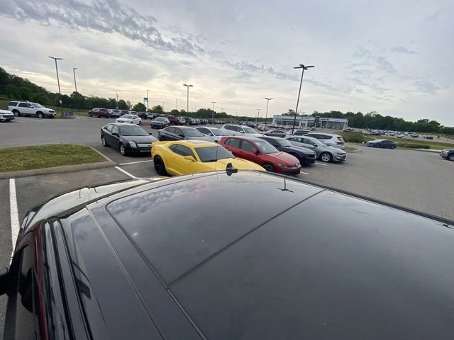 Used 2019 Ford F150 Lariat AWD/4WD image 5