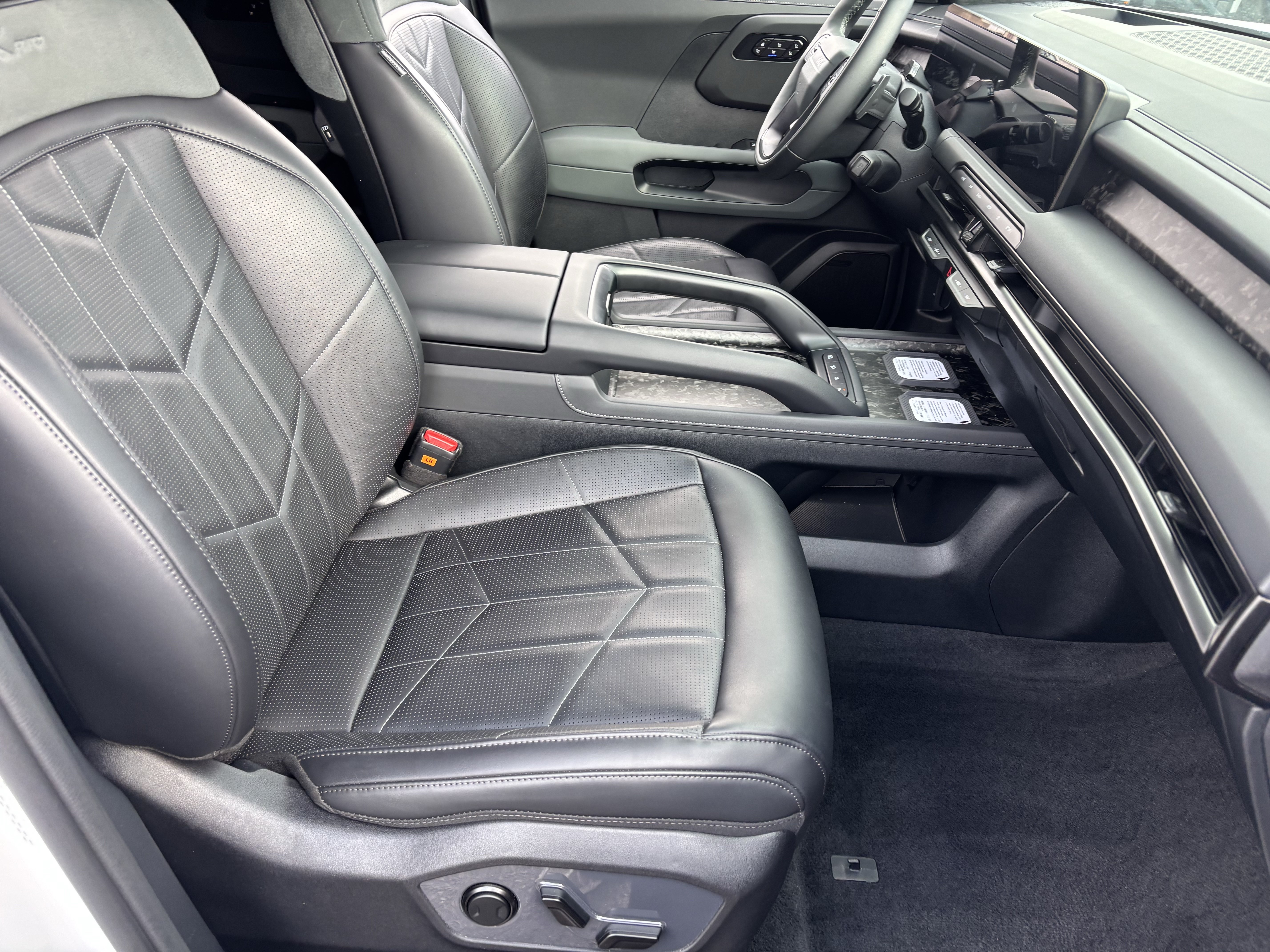 Used 2027 Kia Telluride SX Prestige X-Pro AWD/4WD image 9