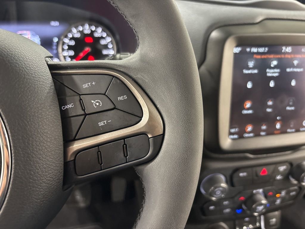 Used 2022 Jeep Renegade Latitude image 12