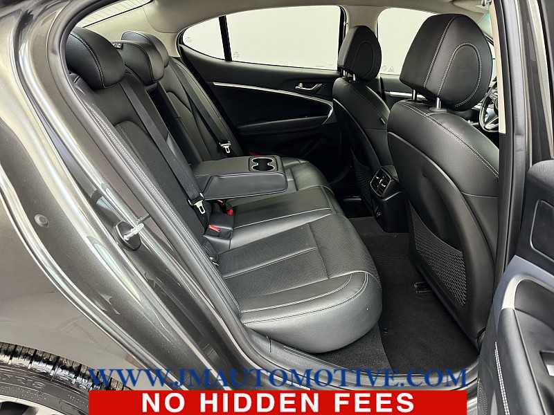 Used 2022 Genesis G70 2.0T image 17