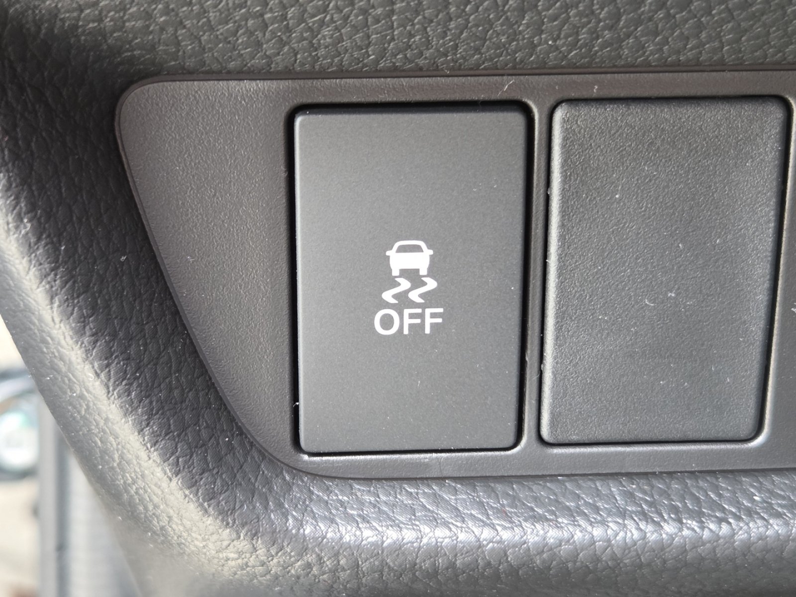 New 2027 Honda HR-V LX image 11