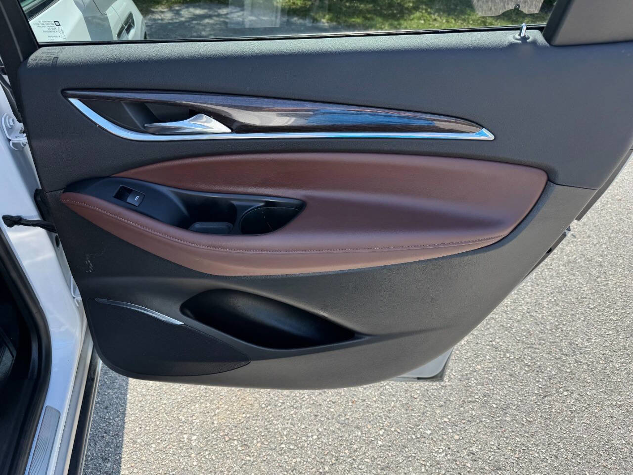 Used 2018 Buick Enclave Avenir w/ Avenir Technology Package image 45