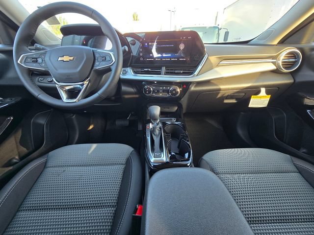 New 2026 Chevrolet Trax LT w/ Driver Confidence Package FWD image 18