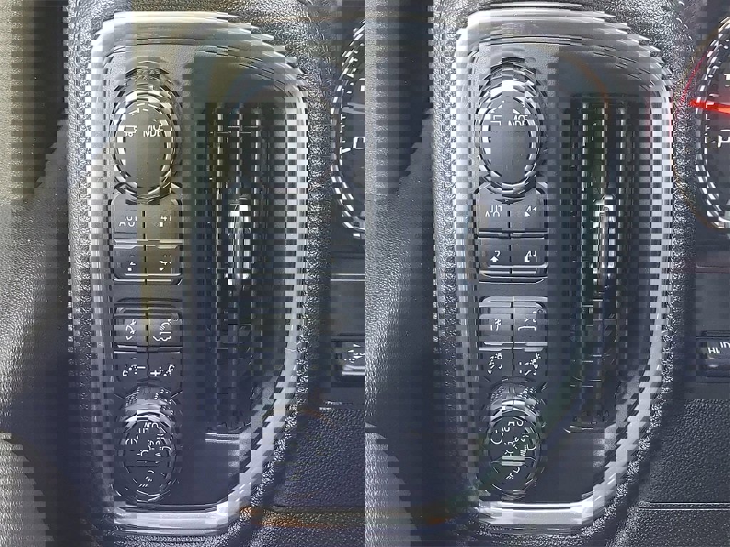 Certified 2023 Chevrolet Silverado 3500 High Country image 27