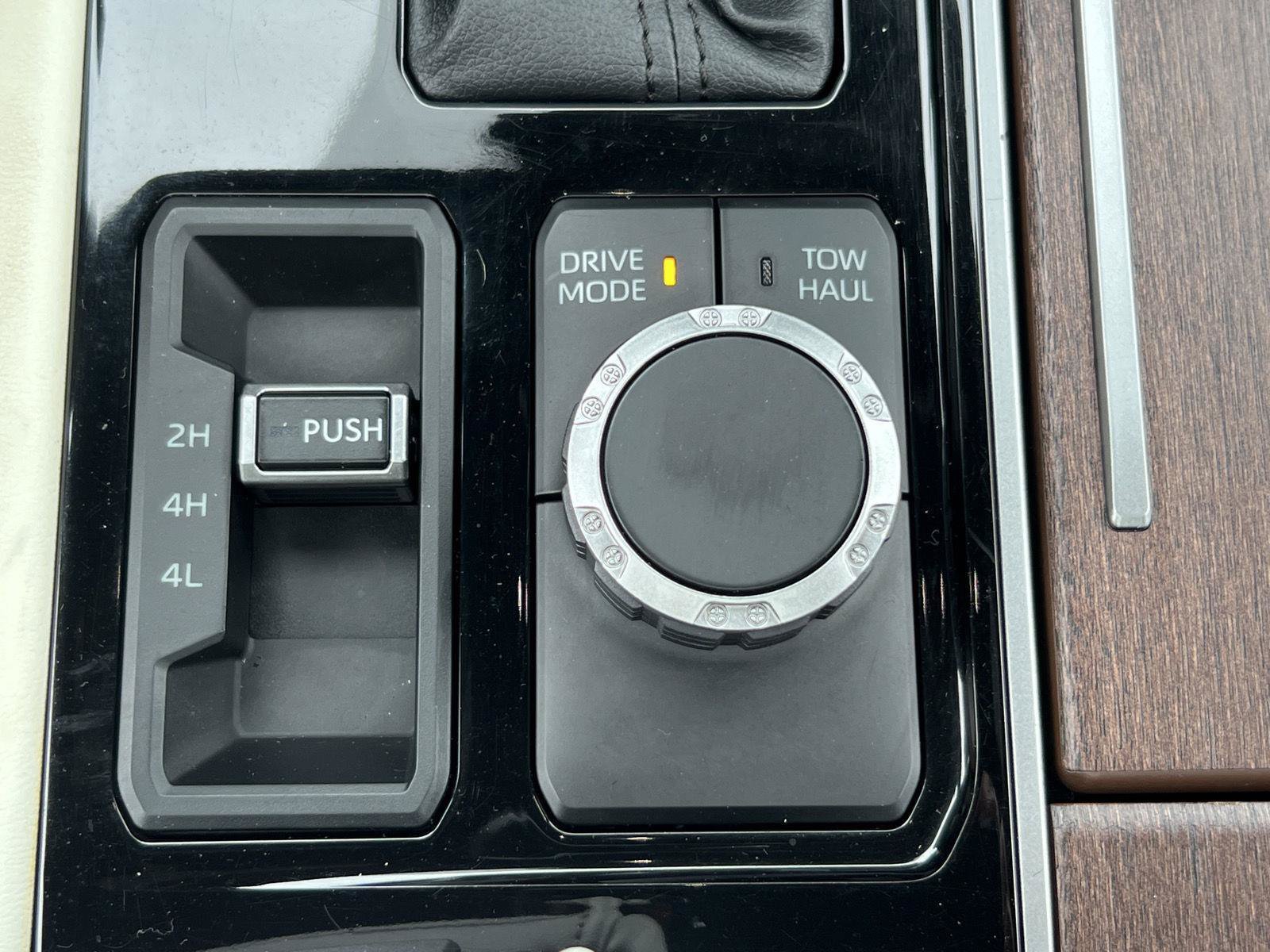 Used 2023 Toyota Tundra Capstone AWD/4WD image 33