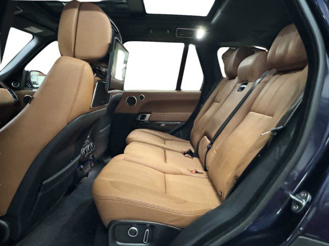 Used 2017 Land Rover Range Rover Autobiography image 55