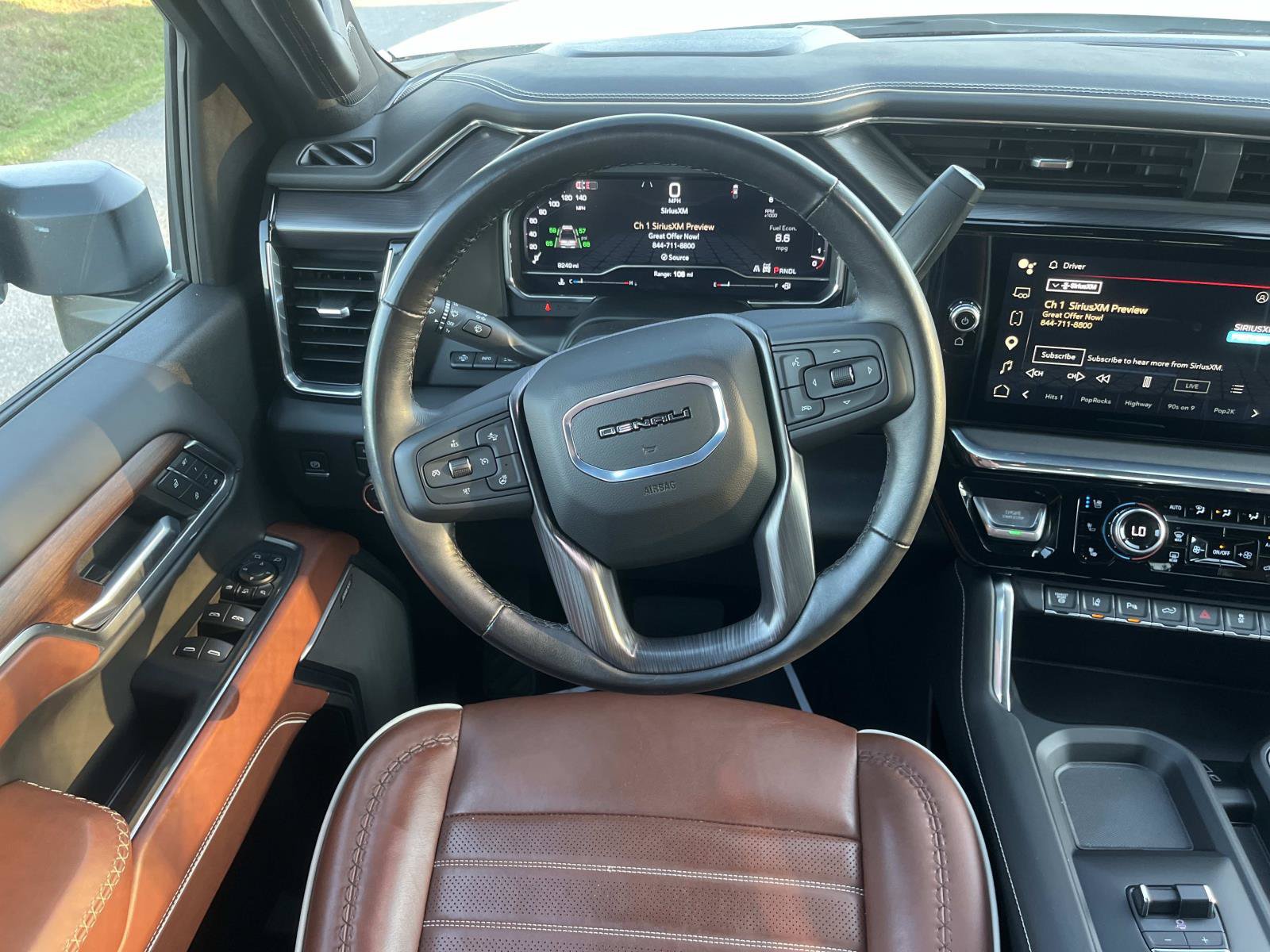 Used 2024 GMC Sierra 2500 Denali Ultimate AWD/4WD image 13