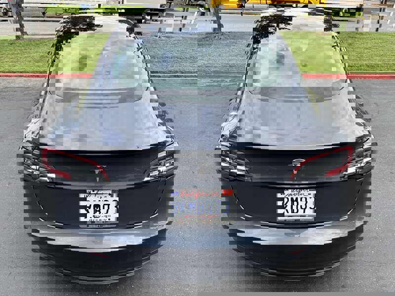 Used 2022 Tesla Model 3 image 11