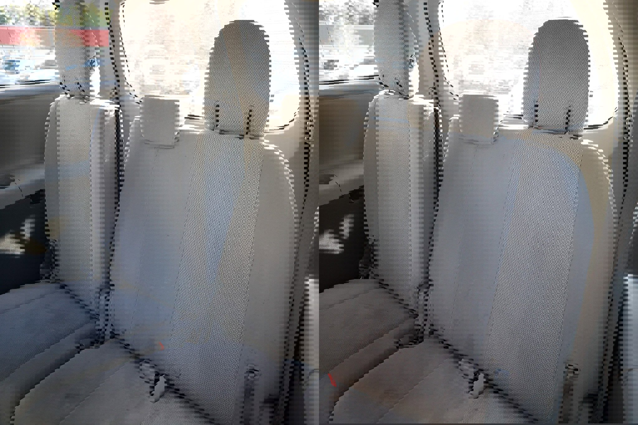 Used 2019 Toyota Sienna L image 29