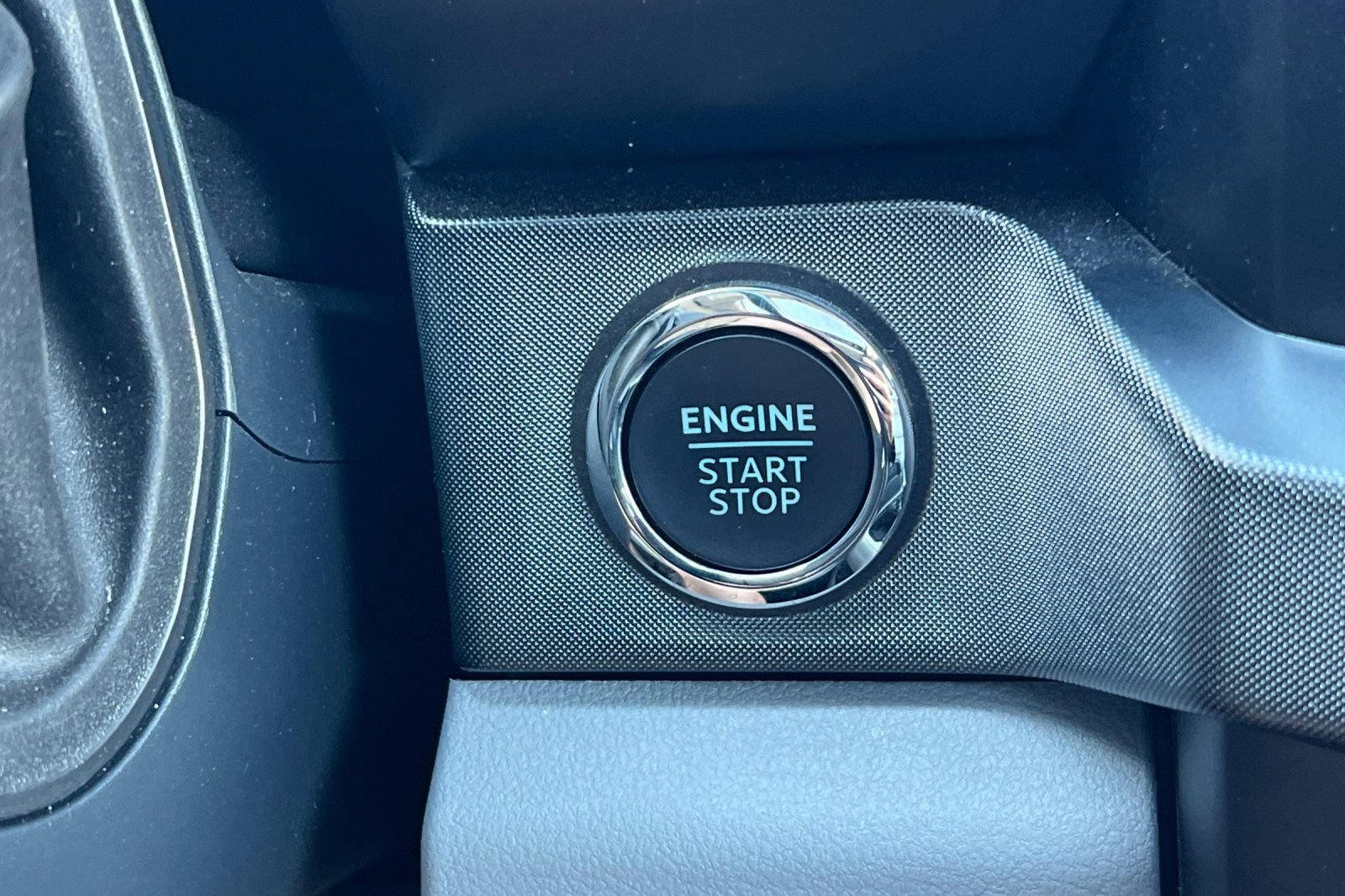 Used 2024 Ford F350 Limited AWD/4WD image 23
