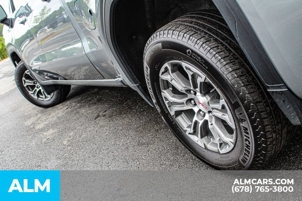 Used 2026 GMC Sierra 1500 SLT RWD image 14