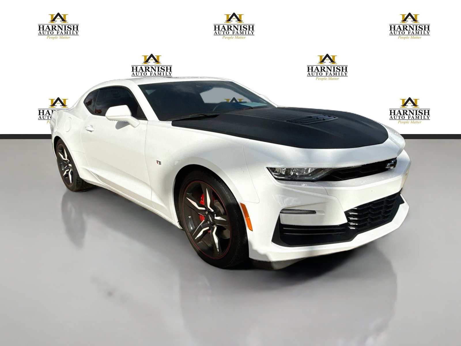 Used 2020 Chevrolet Camaro SS RWD image 9