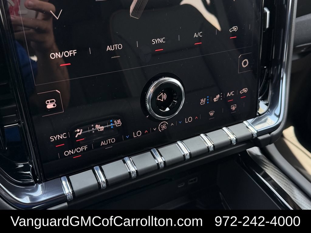 New 2026 GMC Yukon AT4 w/ AT4 Premium Plus Package AWD/4WD image 17