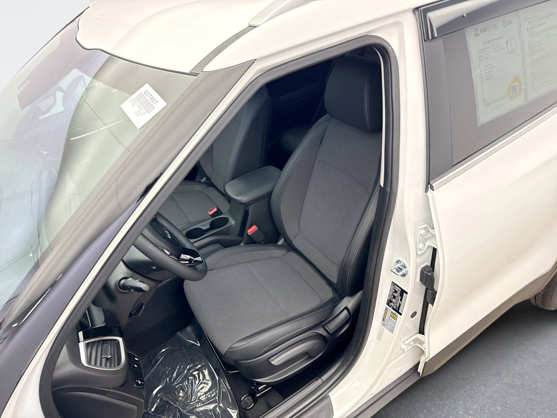 Used 2024 Kia Seltos S image 11