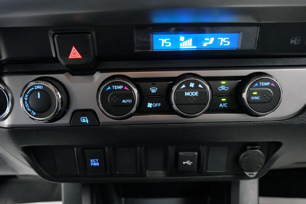 Used 2023 Toyota Tacoma SR5 w/ SX Package AWD/4WD image 29